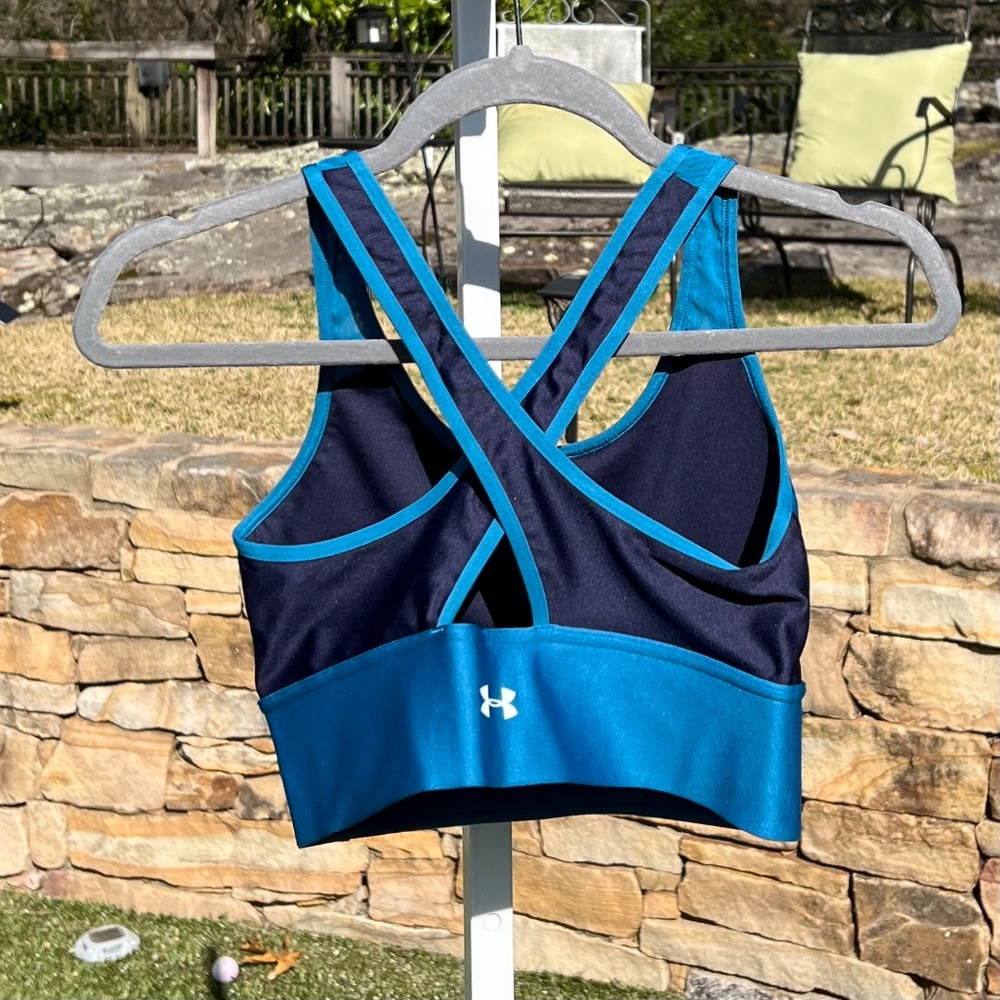 Under Armour Blue Sports Bra with Pocket